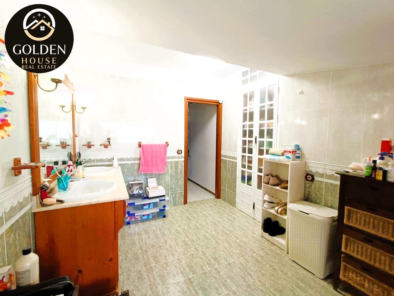 3 soveværelse Villa til salg i Parque Holandes med swimmingpool garage - € 740.000 (Ref: 9943893)