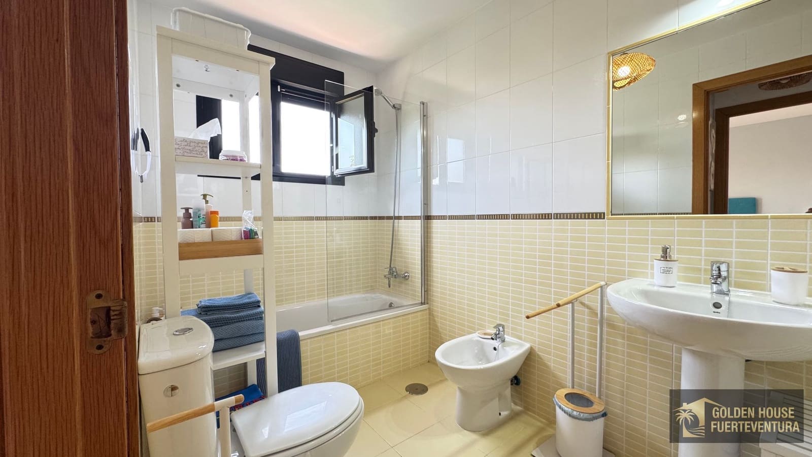 1 bedroom Villa for sale in Lajares with pool - € 199,000 (Ref: 9953727)