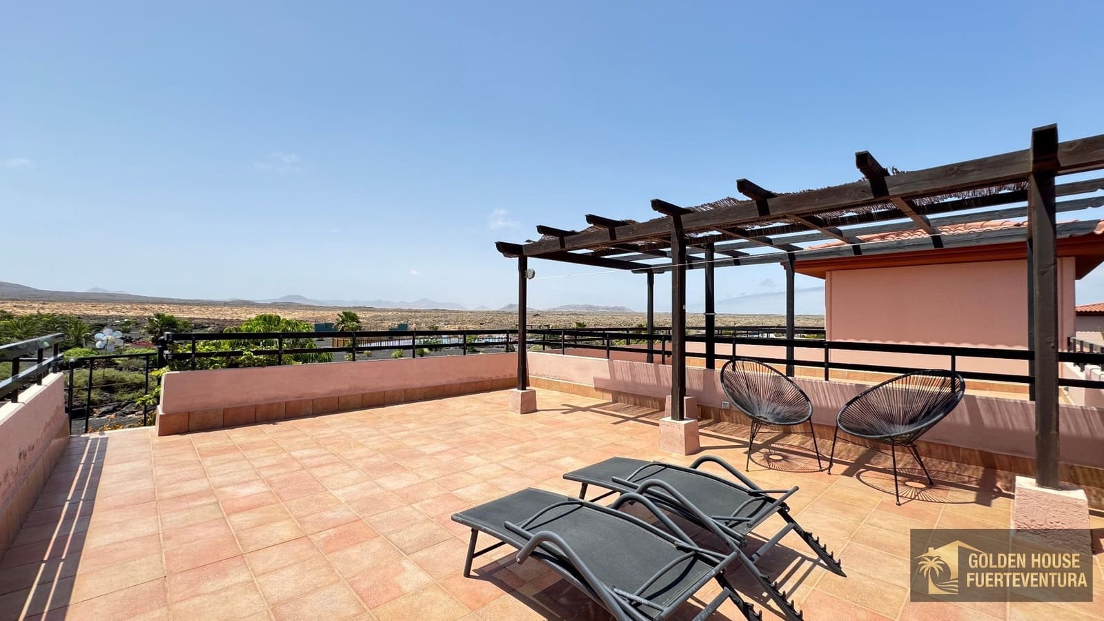 1 bedroom Villa for sale in Lajares with pool - € 199,000 (Ref: 9953727)