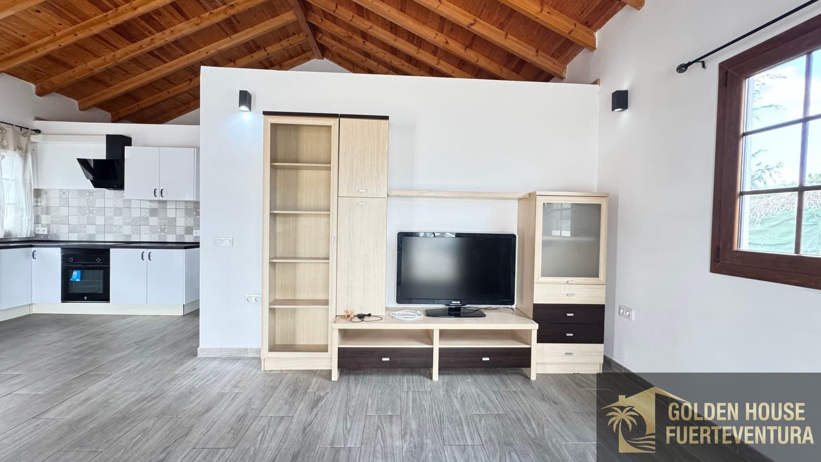 2 Zimmer Villa zu verkaufen in Antigua mit Pool Garage - 290.000 € (Ref: 9961996)