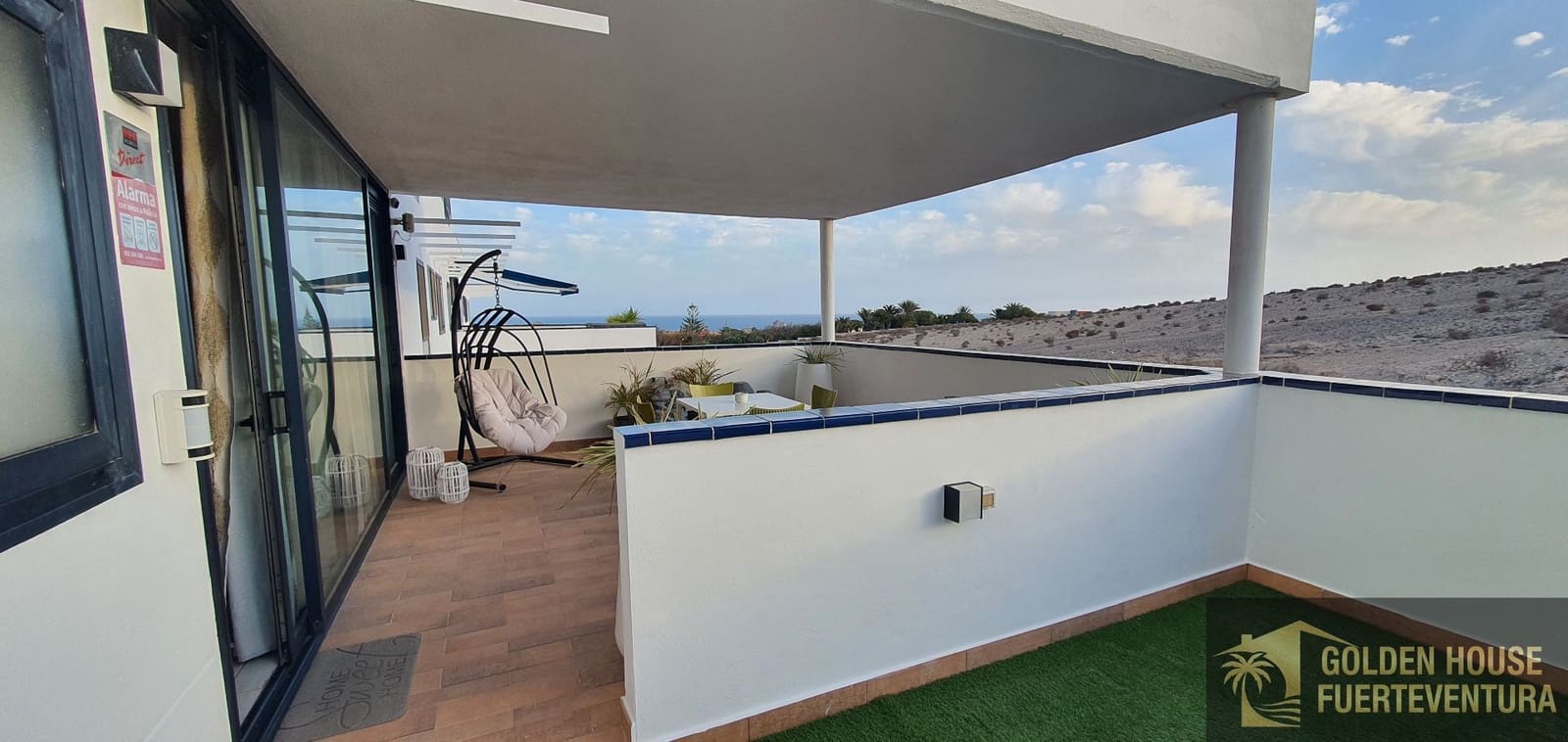 2 bedroom Flat for sale in Pajara with garage - € 395,000 (Ref: 9972848)