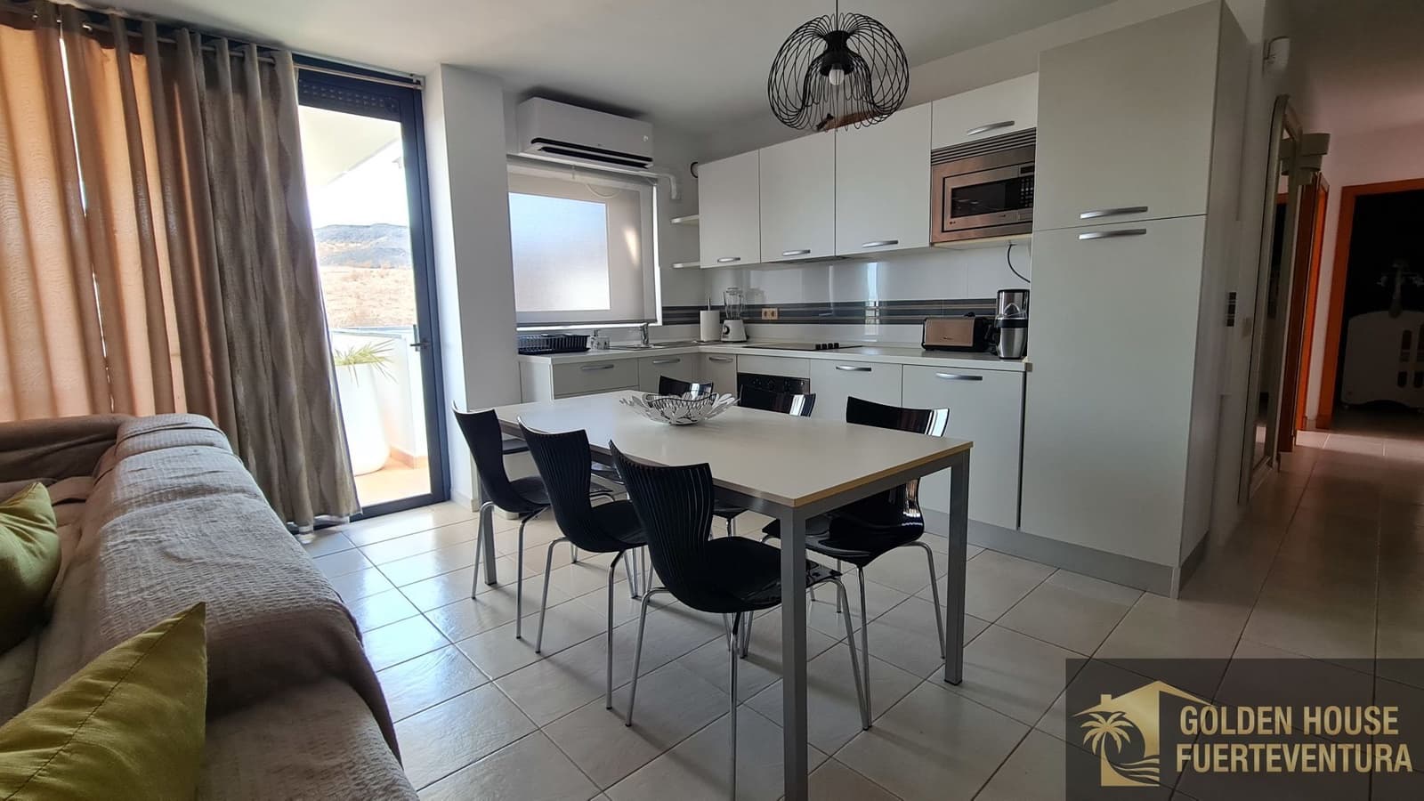 2 bedroom Flat for sale in Pajara with garage - € 395,000 (Ref: 9972848)