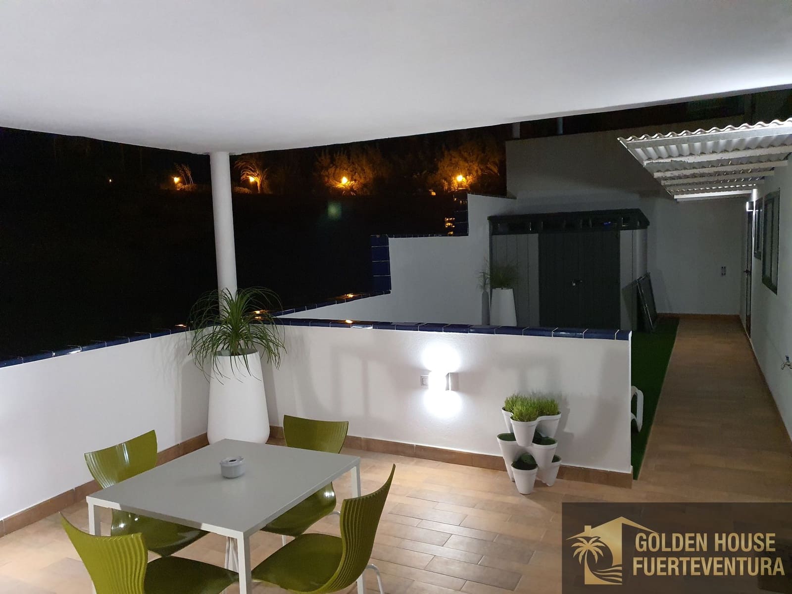 2 bedroom Flat for sale in Pajara with garage - € 395,000 (Ref: 9972848)