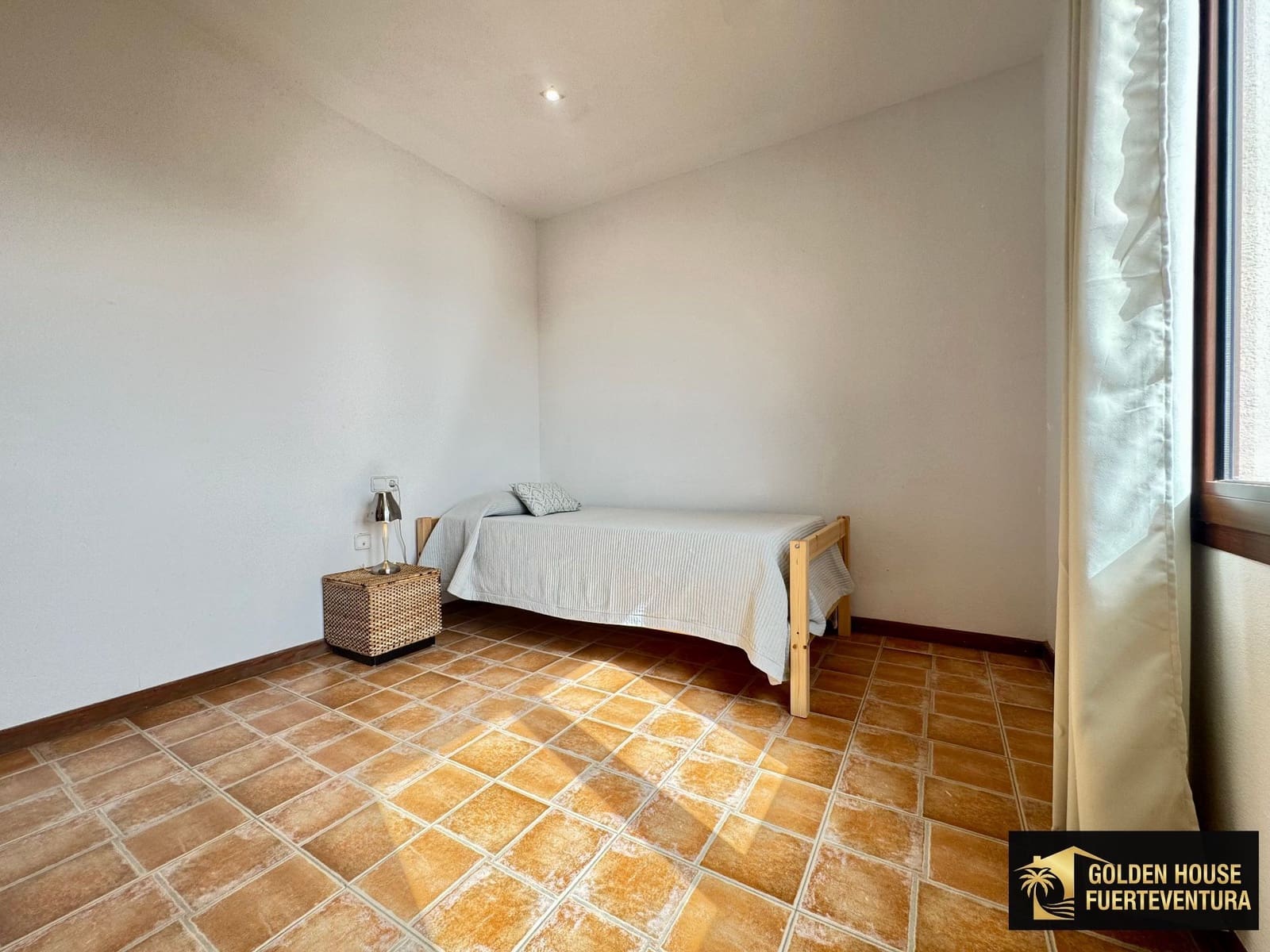 3 quarto Moradia para venda em Puerto del Rosario com garagem - 450 000 € (Ref: 9998089)