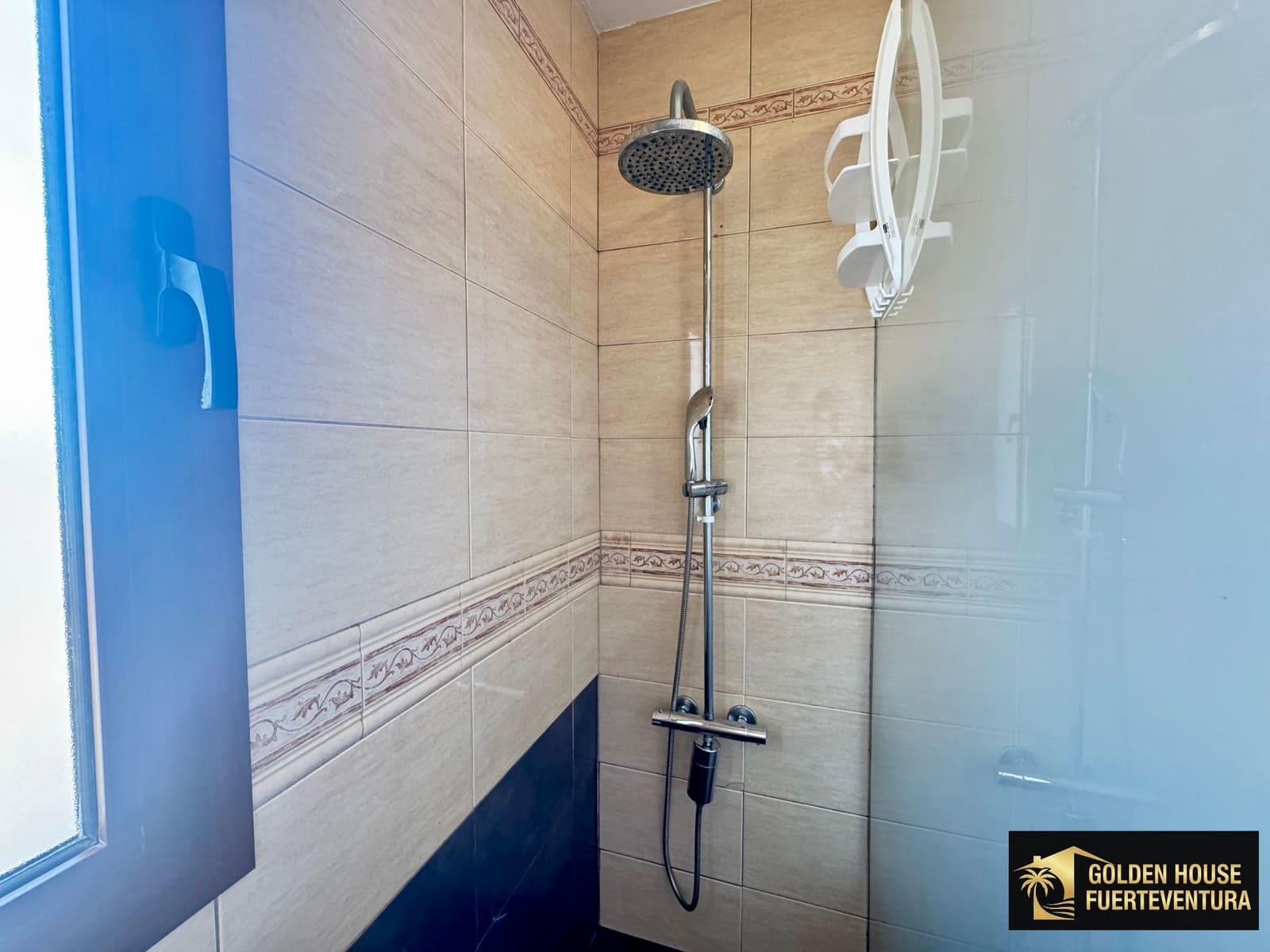 3 quarto Moradia para venda em Puerto del Rosario com garagem - 450 000 € (Ref: 9998089)