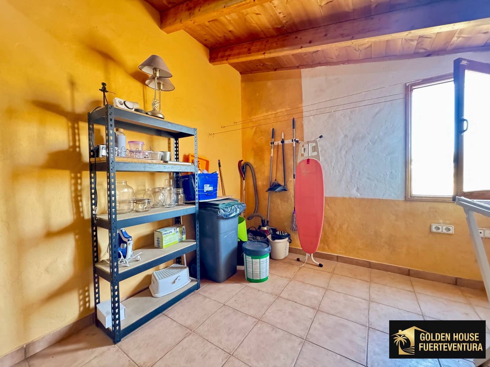 3 quarto Moradia para venda em Puerto del Rosario com garagem - 450 000 € (Ref: 9998089)