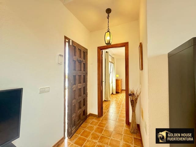 3 Zimmer Villa zu verkaufen in Puerto del Rosario mit Garage - 450.000 € (Ref: 9998089)