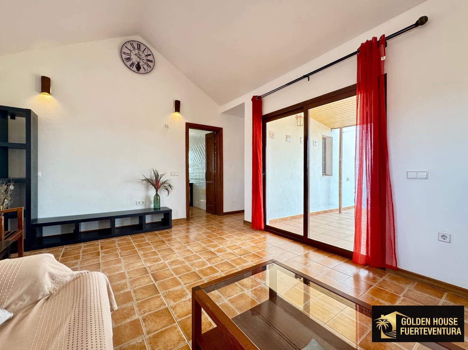 3 quarto Moradia para venda em Puerto del Rosario com garagem - 450 000 € (Ref: 9998089)