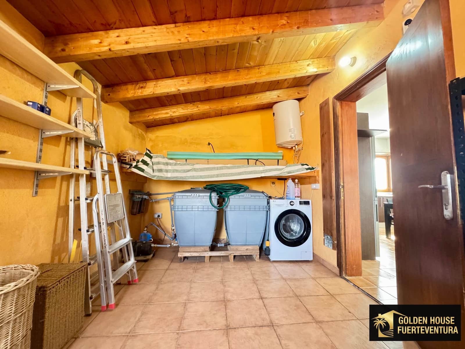 3 quarto Moradia para venda em Puerto del Rosario com garagem - 450 000 € (Ref: 9998089)