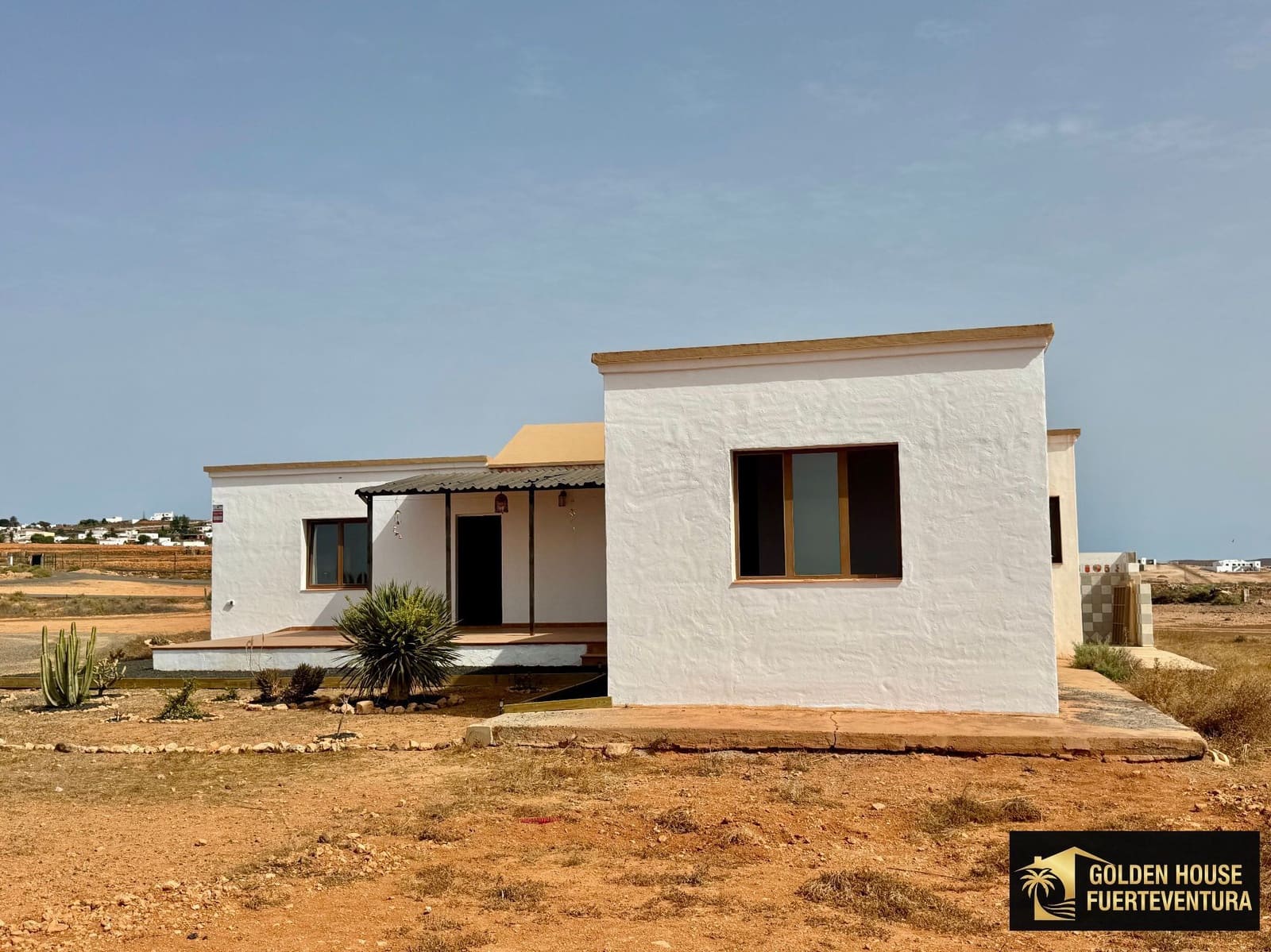 3 quarto Moradia para venda em Puerto del Rosario com garagem - 450 000 € (Ref: 9998089)