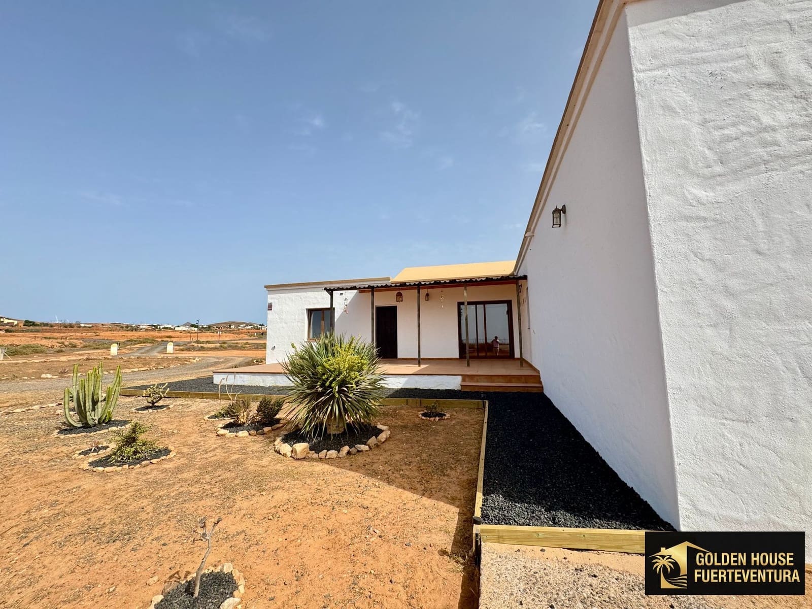 3 quarto Moradia para venda em Puerto del Rosario com garagem - 450 000 € (Ref: 9998089)