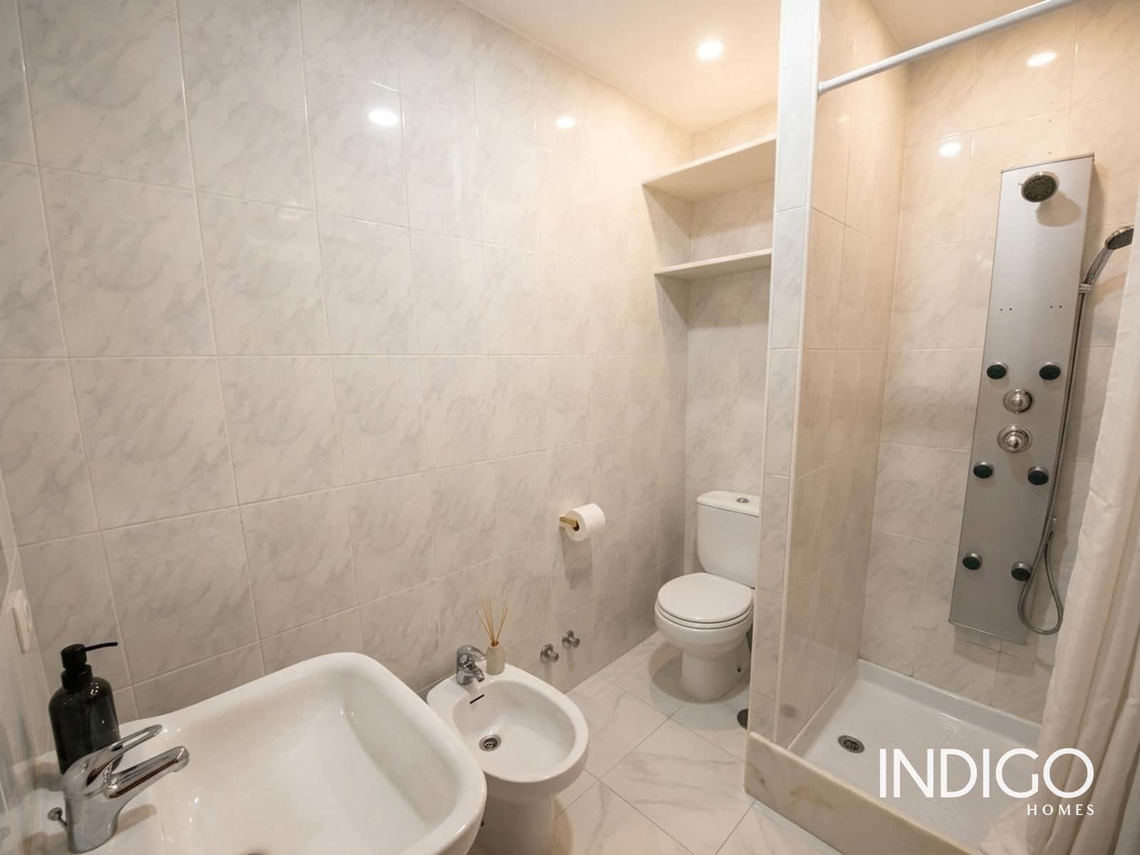 2 slaapkamer Huis te huur in Alicante stad - € 1.100 (Ref: 10034506)