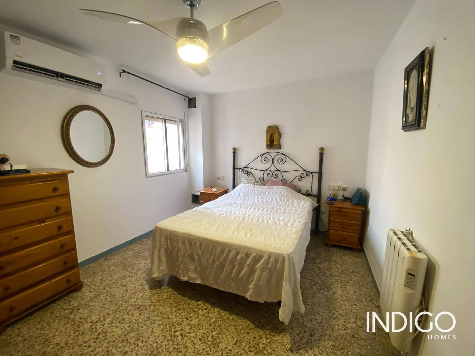 2 soveværelse Byhus til leje i Alicante by - € 1.000 (Ref: 10034506)