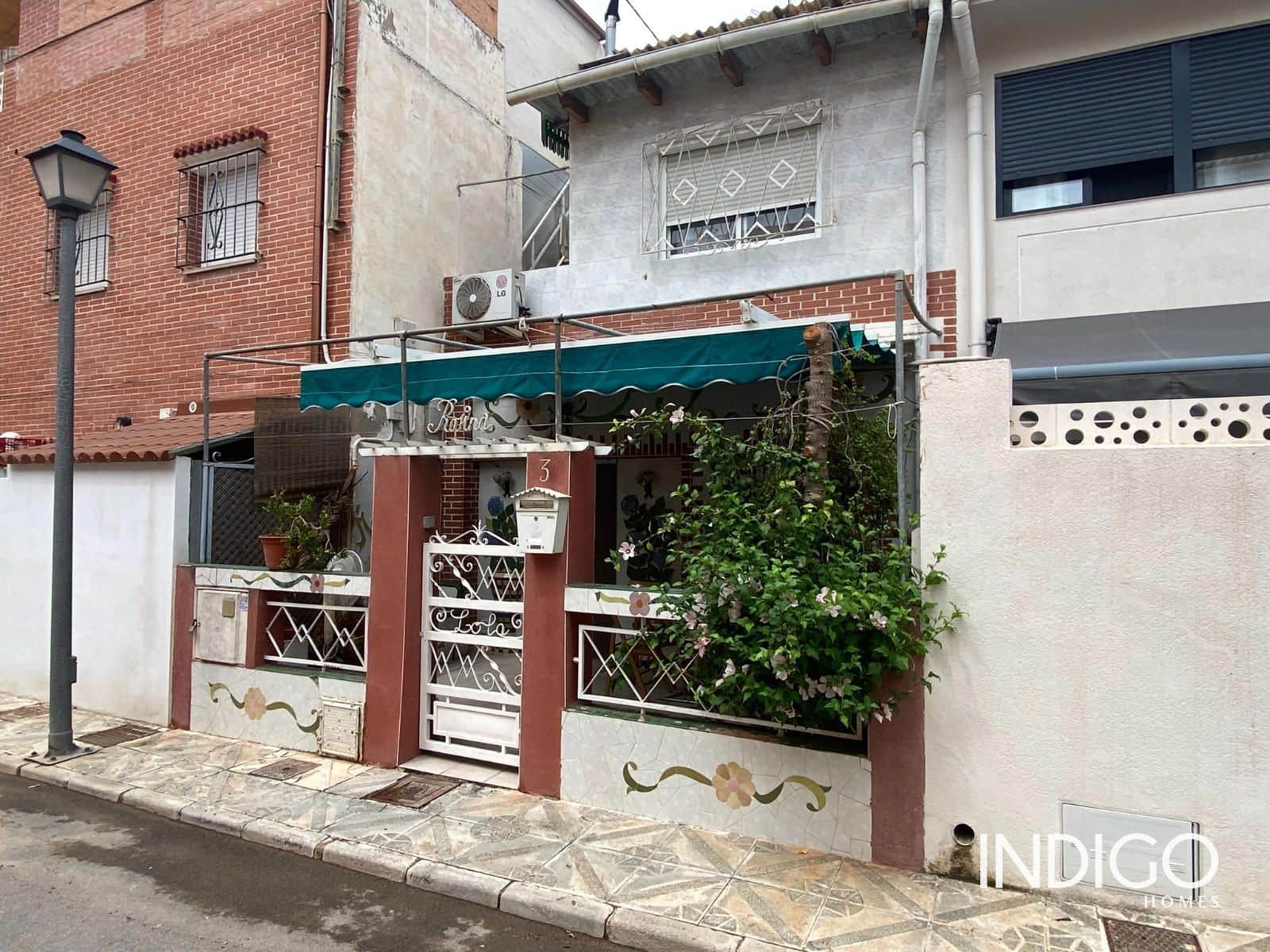 2 soveværelse Byhus til leje i Alicante by - € 1.000 (Ref: 10034506)