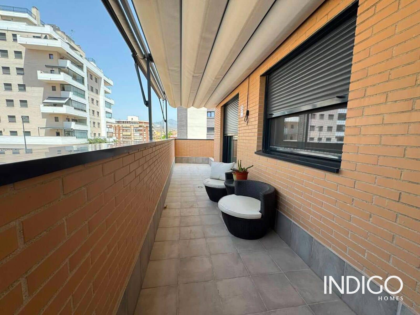 2 soverom Leilighet til leie i El Campello med svømmebasseng garasje - € 1 500 (Ref: 10034507)