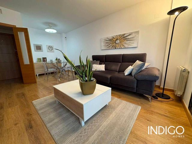 2 quarto Apartamento para arrendar em El Campello com piscina garagem - 1 350 € (Ref: 10034507)