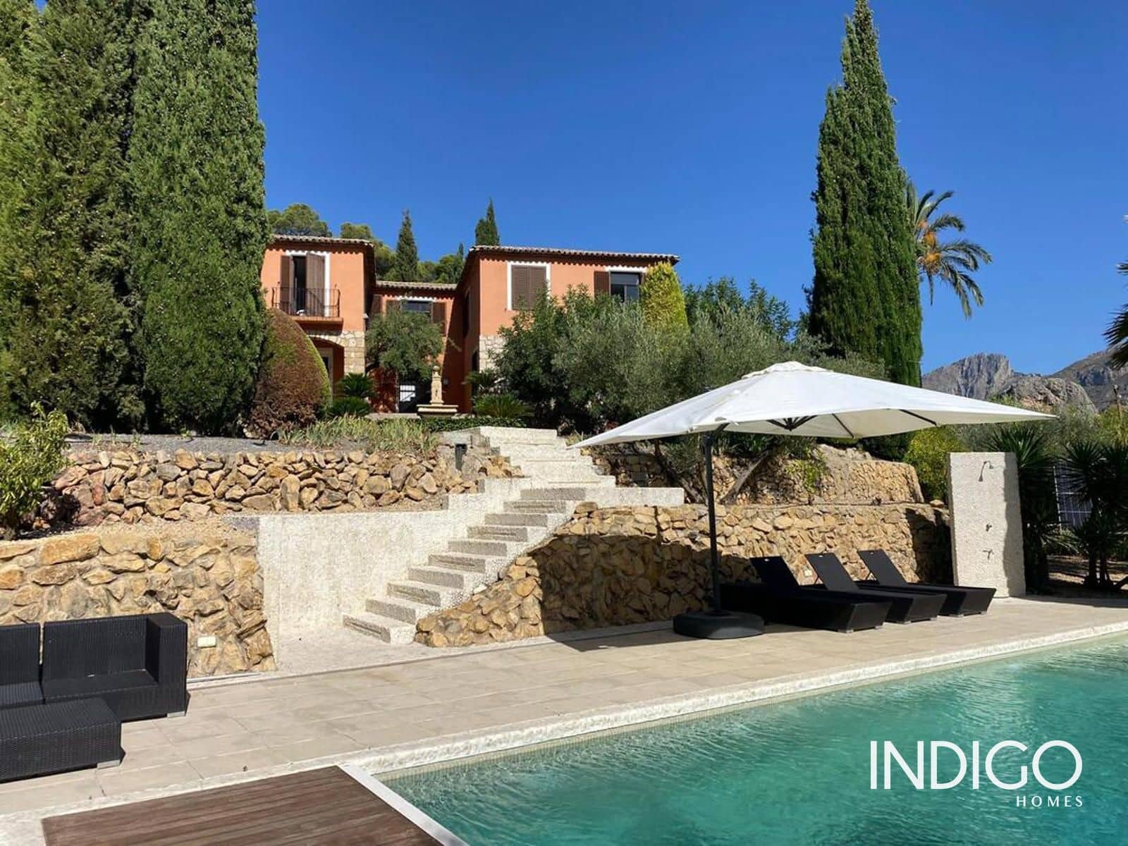 7 soverom Villa til salgs i Guadalest med svømmebasseng garasje - € 1 500 000 (Ref: 10136421)