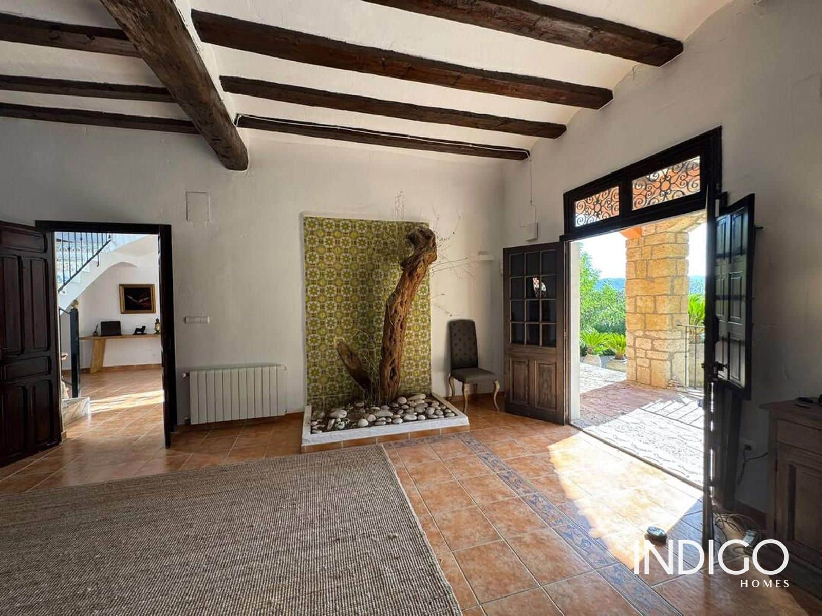 7 soverom Villa til salgs i Guadalest med svømmebasseng garasje - € 1 500 000 (Ref: 10136421)