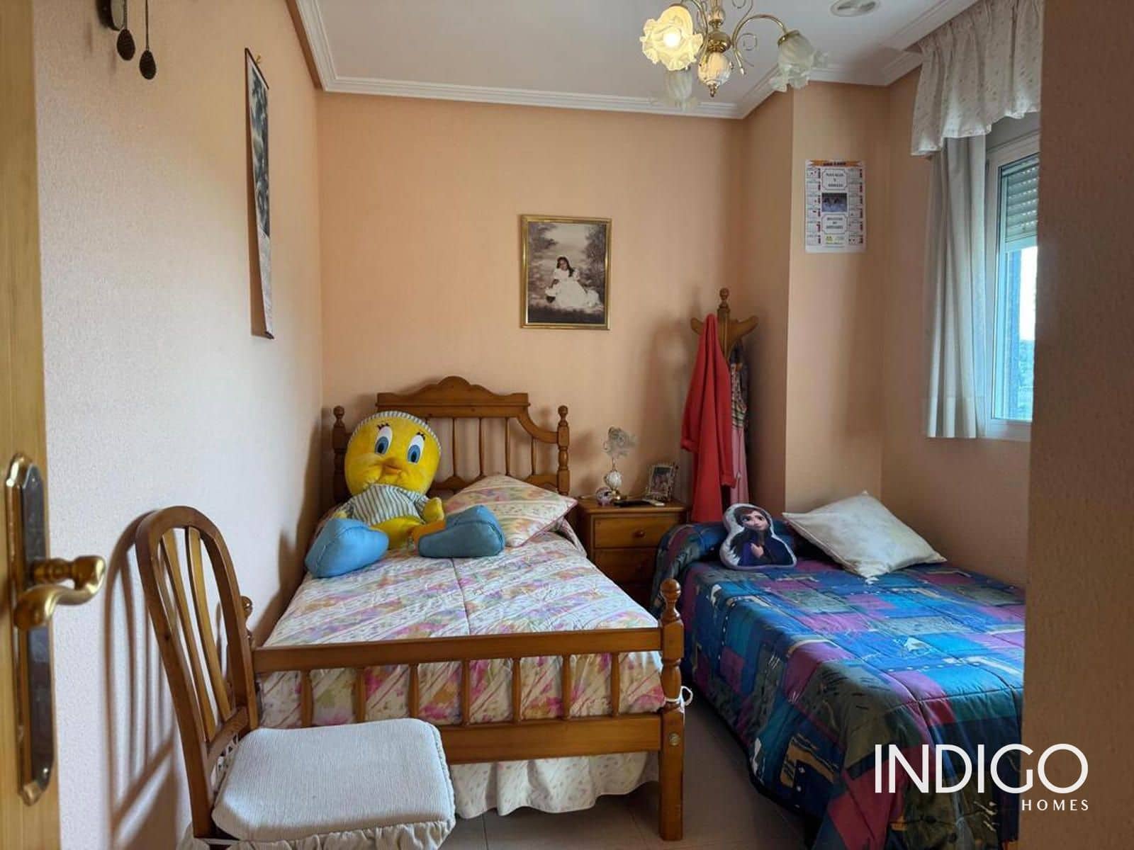3 bedroom Villa for sale in Busot with pool garage - € 480,000 (Ref: 10177483)