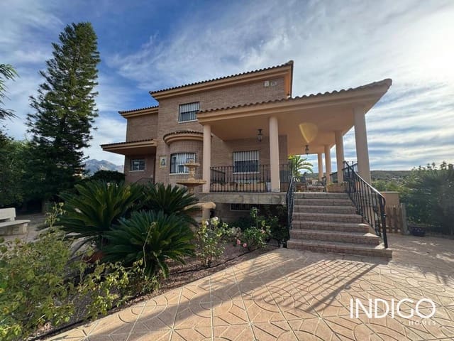 3 bedroom Villa for sale in Busot with pool garage - € 480,000 (Ref: 10177483)