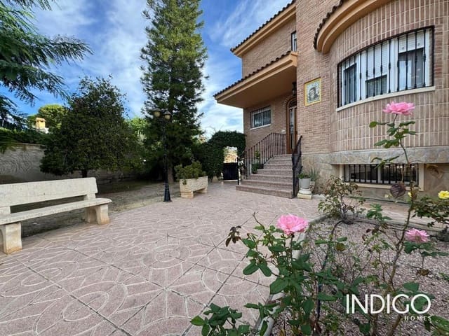 3 bedroom Villa for sale in Busot with pool garage - € 480,000 (Ref: 10177483)