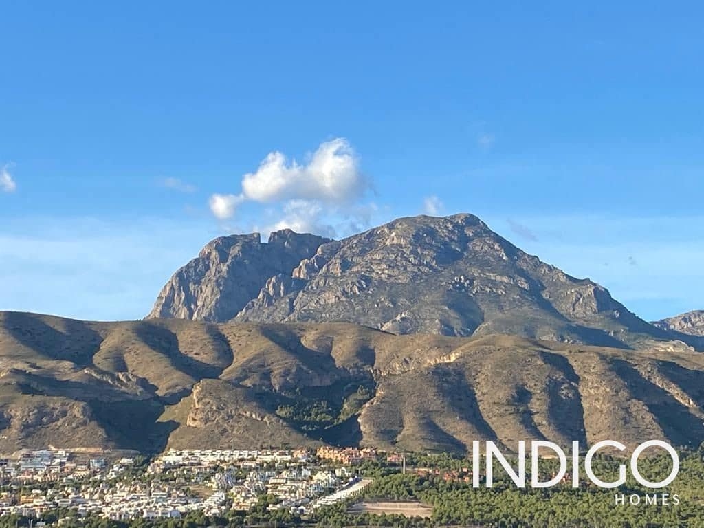 3 sypialnia Willa na sprzedaż w Miasto Alicante / Alacant z basenem garażem - 990 000 € (Ref: 7370158)