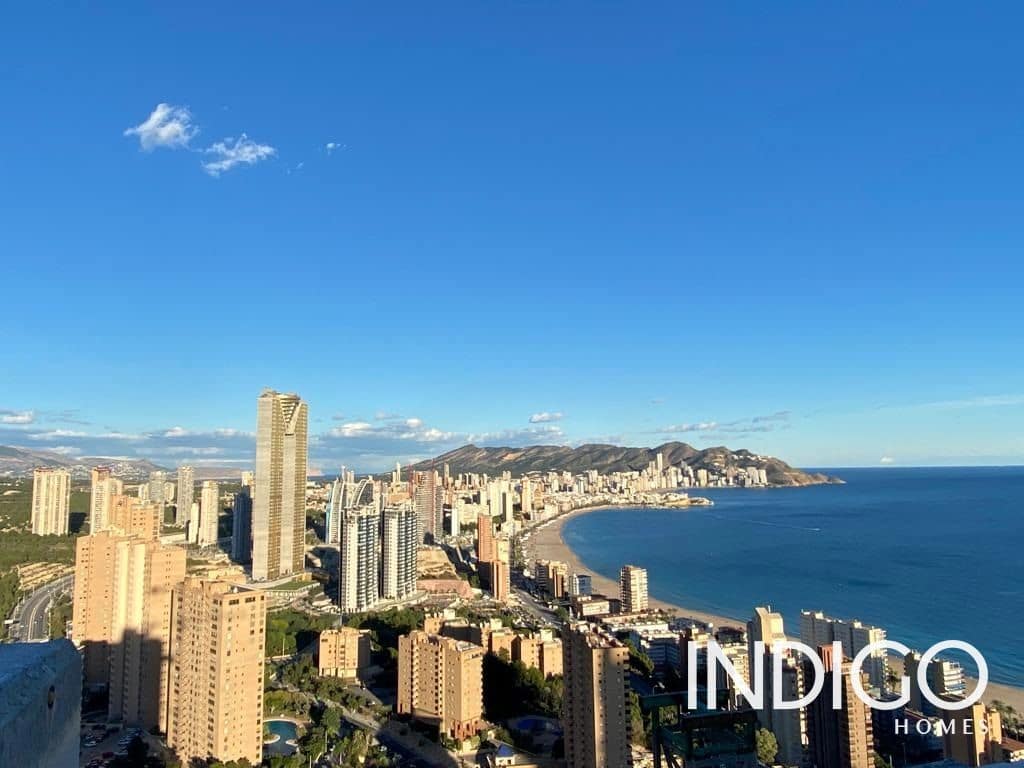3 quarto Moradia para venda em Finestrat com piscina garagem - 1 065 000 € (Ref: 7871425)