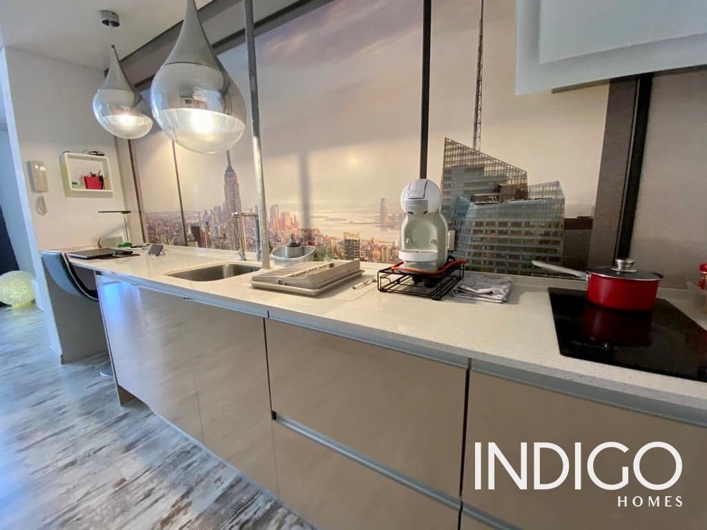 Piso en Alicante / Alacant ciudad en alquiler con piscina garaje - 900 € (Ref: 7897768)