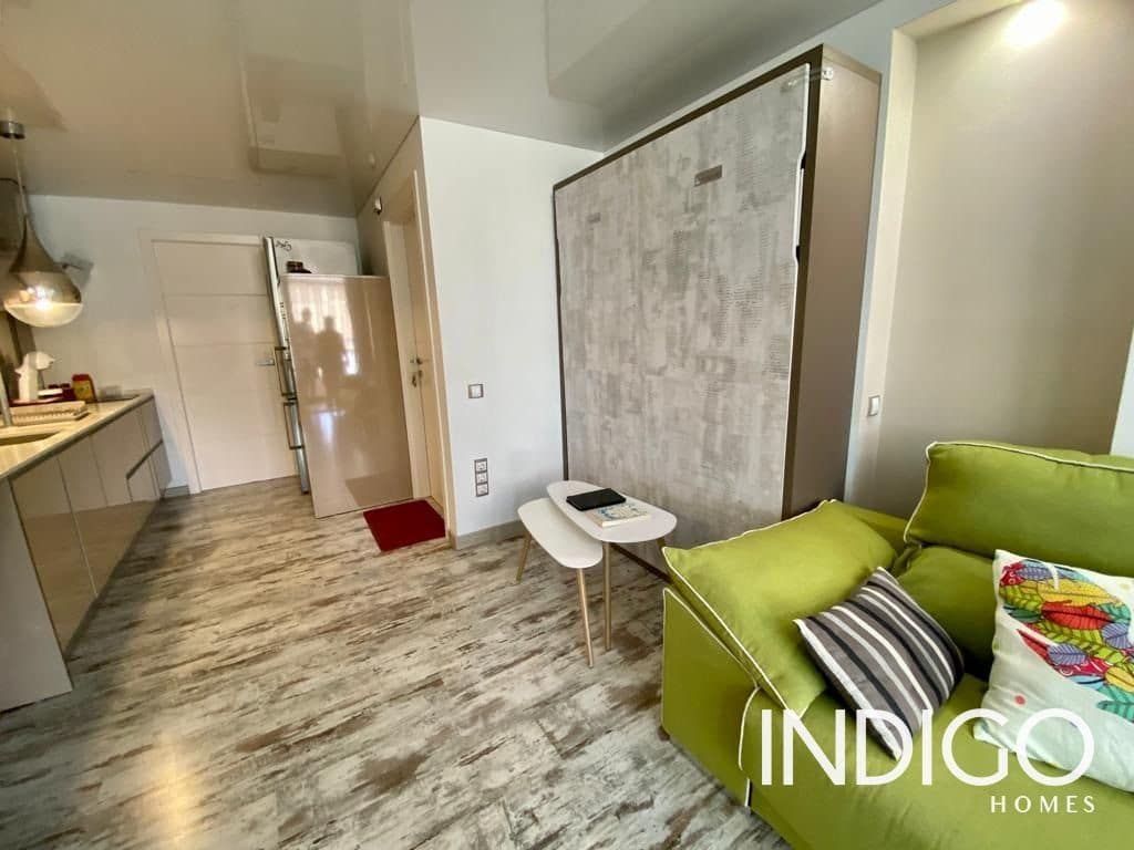 Piso en Alicante / Alacant ciudad en alquiler con piscina garaje - 900 € (Ref: 7897768)