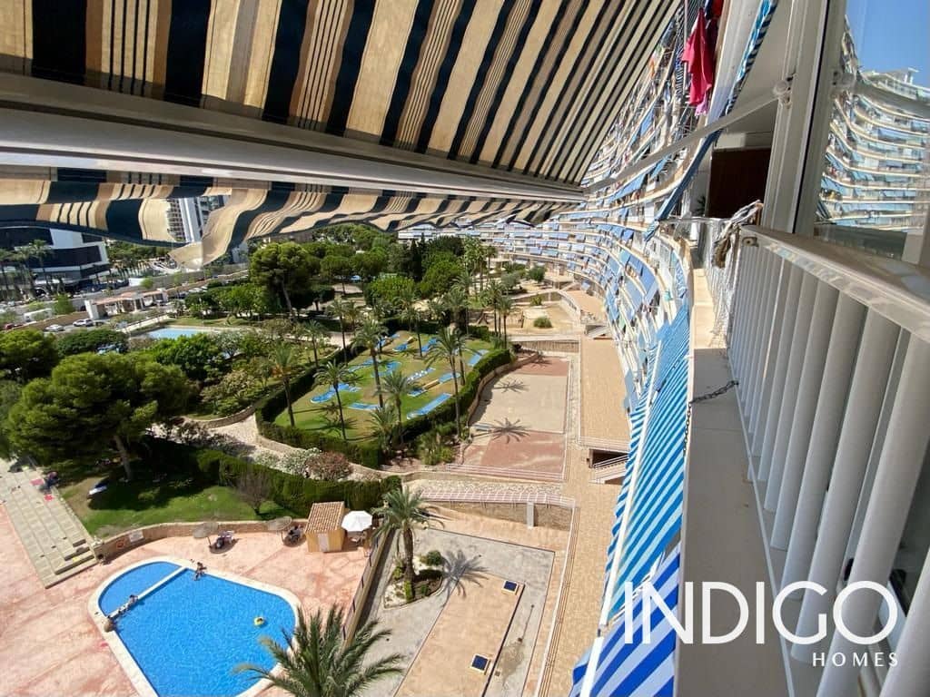 Piso en Alicante / Alacant ciudad en alquiler con piscina garaje - 900 € (Ref: 7897768)