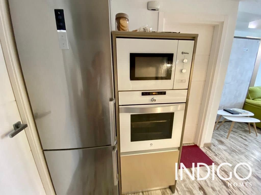 Piso en Alicante / Alacant ciudad en alquiler con piscina garaje - 900 € (Ref: 7897768)