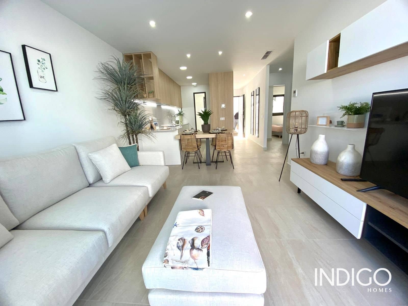 2 bedroom Flat for sale in Torrevieja with pool garage - € 290,000 (Ref: 8094477)