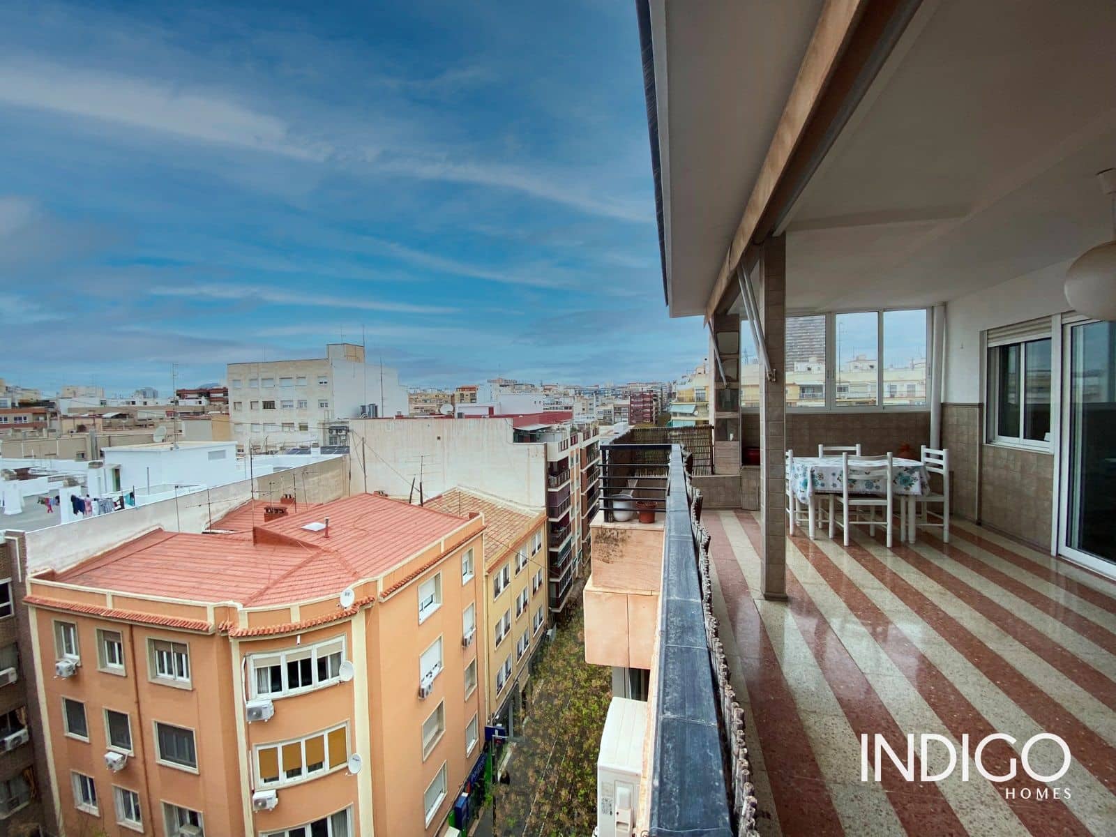 3 soveværelse Penthouse til salg i Alicante by med garage - € 650.000 (Ref: 8151685)