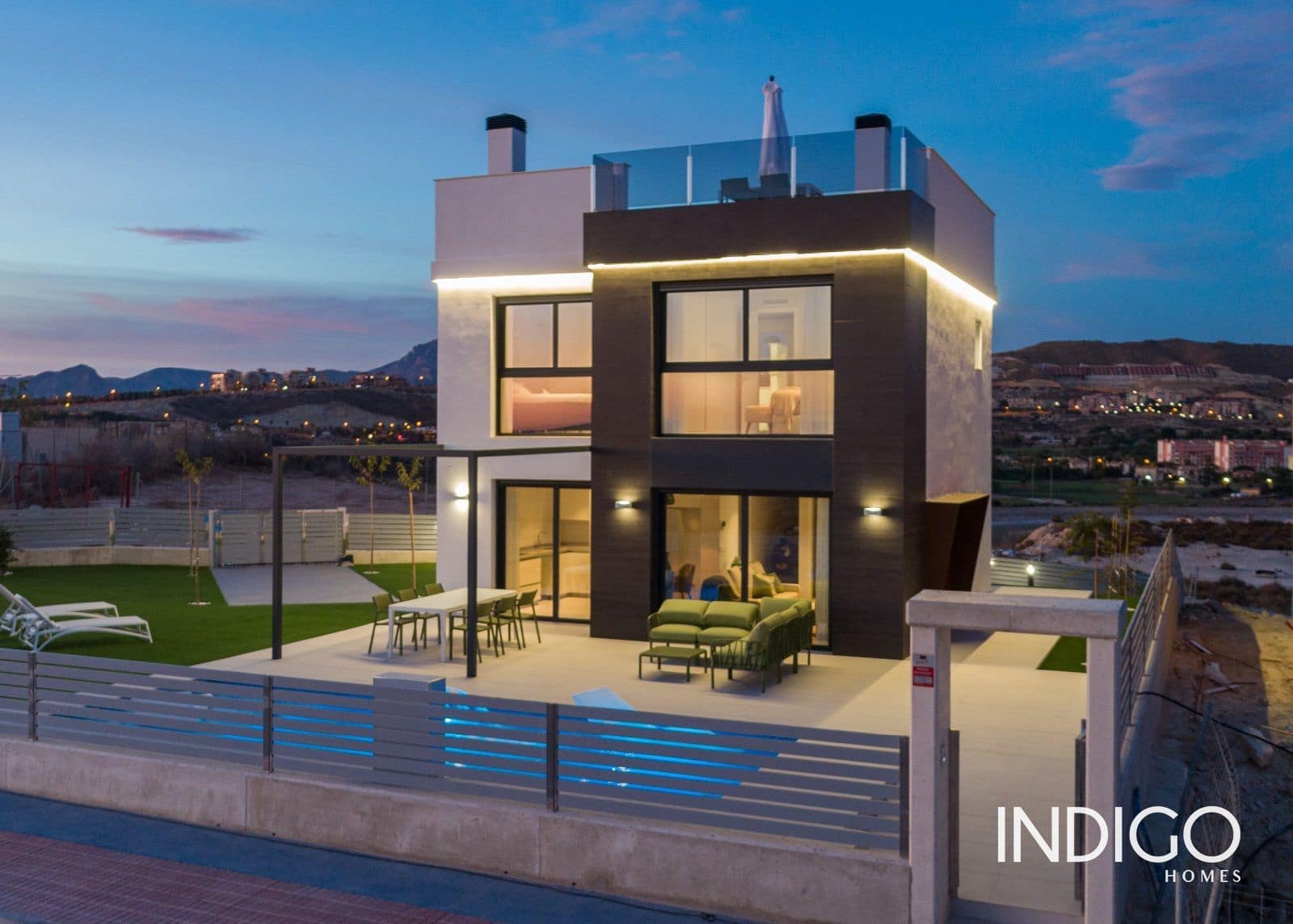 3 soverom Villa til salgs i Muchamiel / Mutxamel med svømmebasseng garasje - € 450 000 (Ref: 8160777)