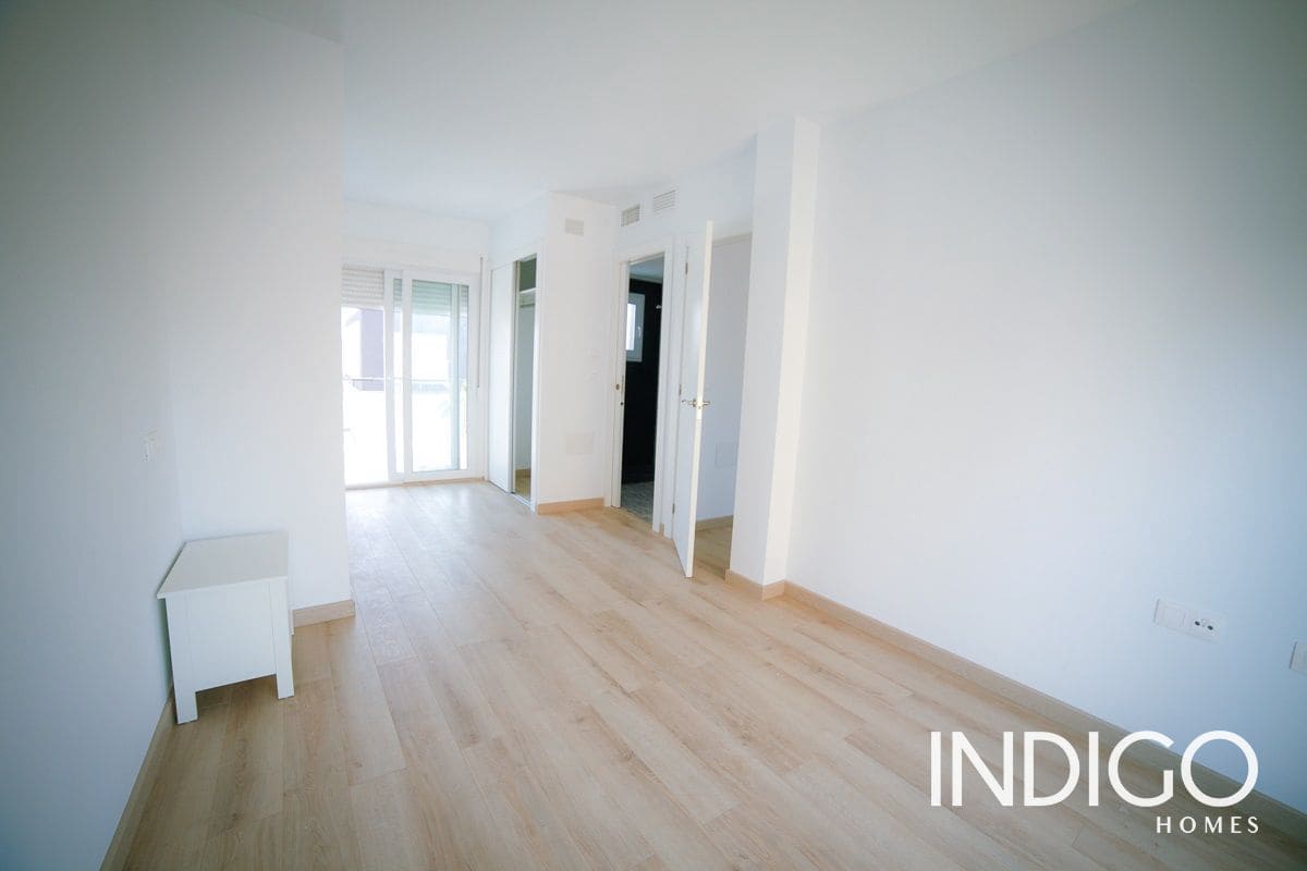 Casa de 2 habitaciones en Alicante / Alacant ciudad en venta con piscina garaje - 435.000 € (Ref: 8232857)
