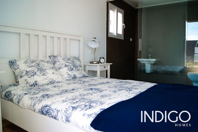 Casa de 2 habitaciones en Alicante / Alacant ciudad en venta con piscina garaje - 435.000 € (Ref: 8232857)