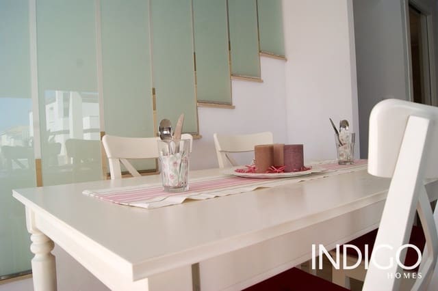 Casa de 2 habitaciones en Alicante / Alacant ciudad en venta con piscina garaje - 435.000 € (Ref: 8232857)