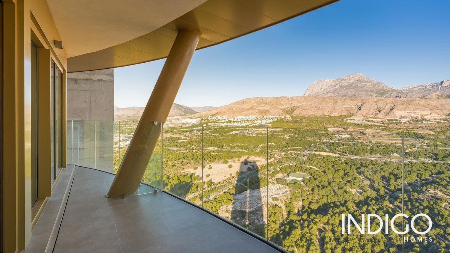 3 soveværelse Lejlighed til salg i Benidorm med swimmingpool garage - € 995.000 (Ref: 8370137)