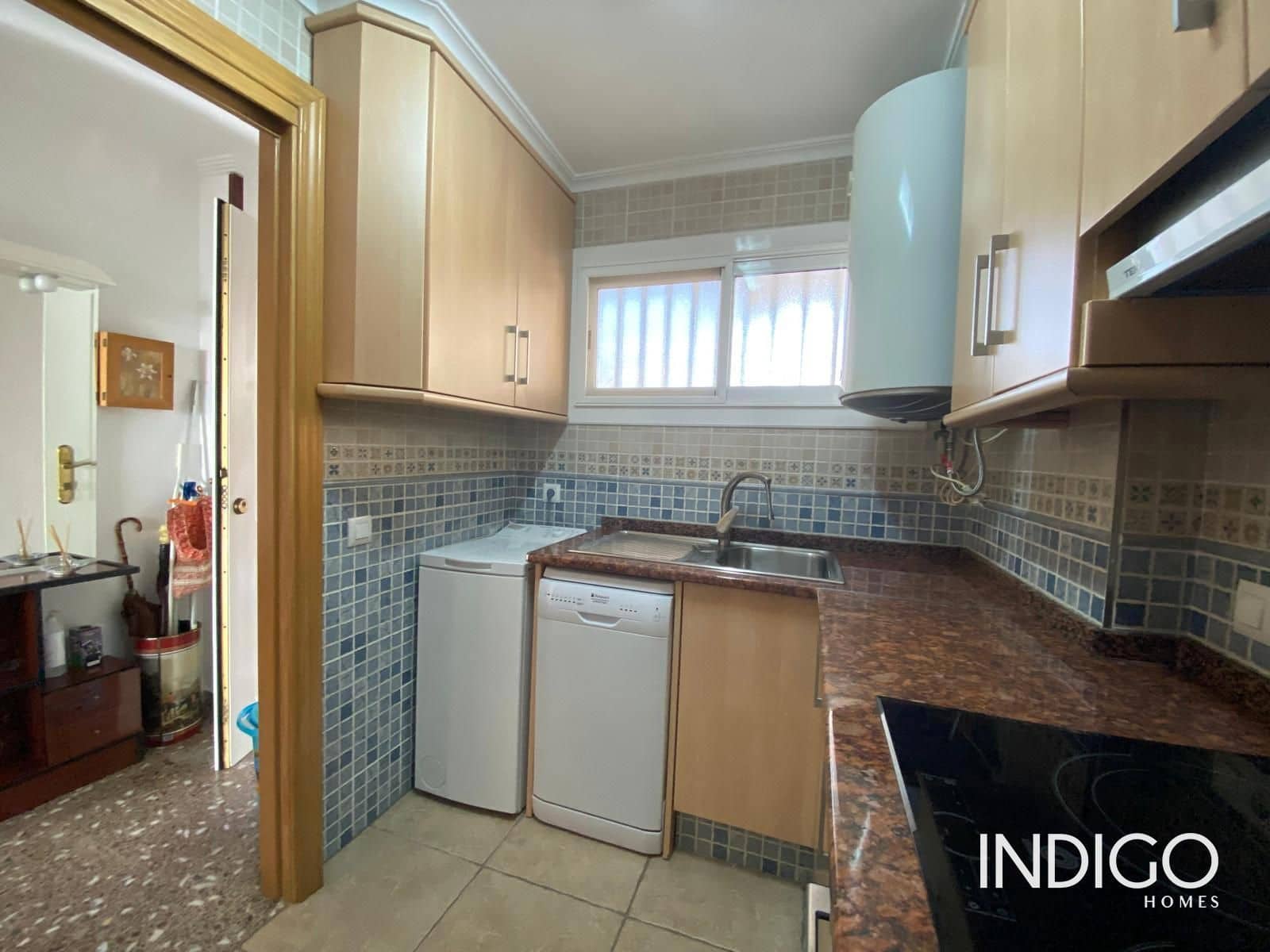 1 bedroom Flat for rent in Alicante / Alacant city with garage - € 850 (Ref: 8510906)