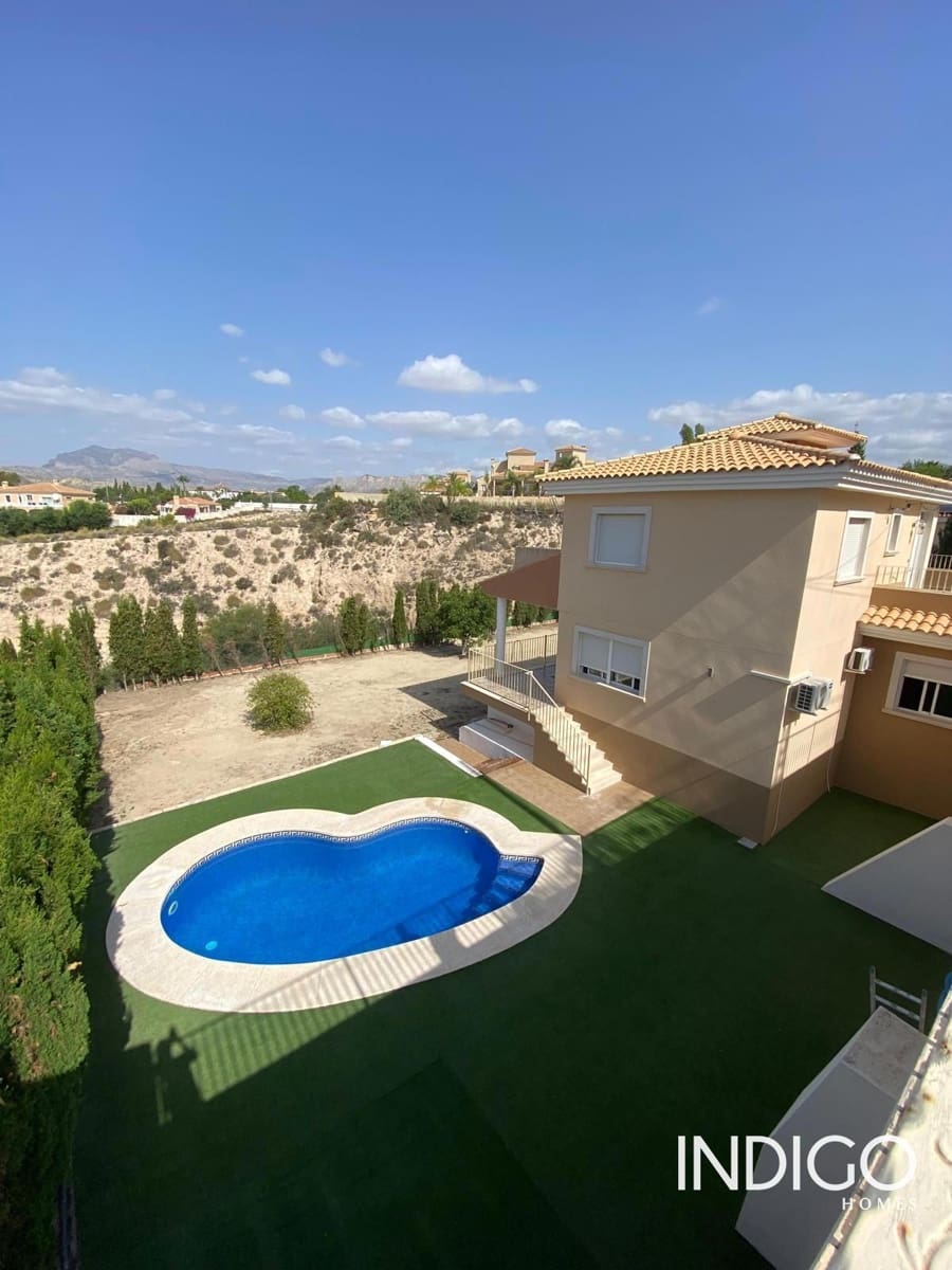 3 soveværelse Villa til salg i Busot med swimmingpool garage - € 375.000 (Ref: 8510907)