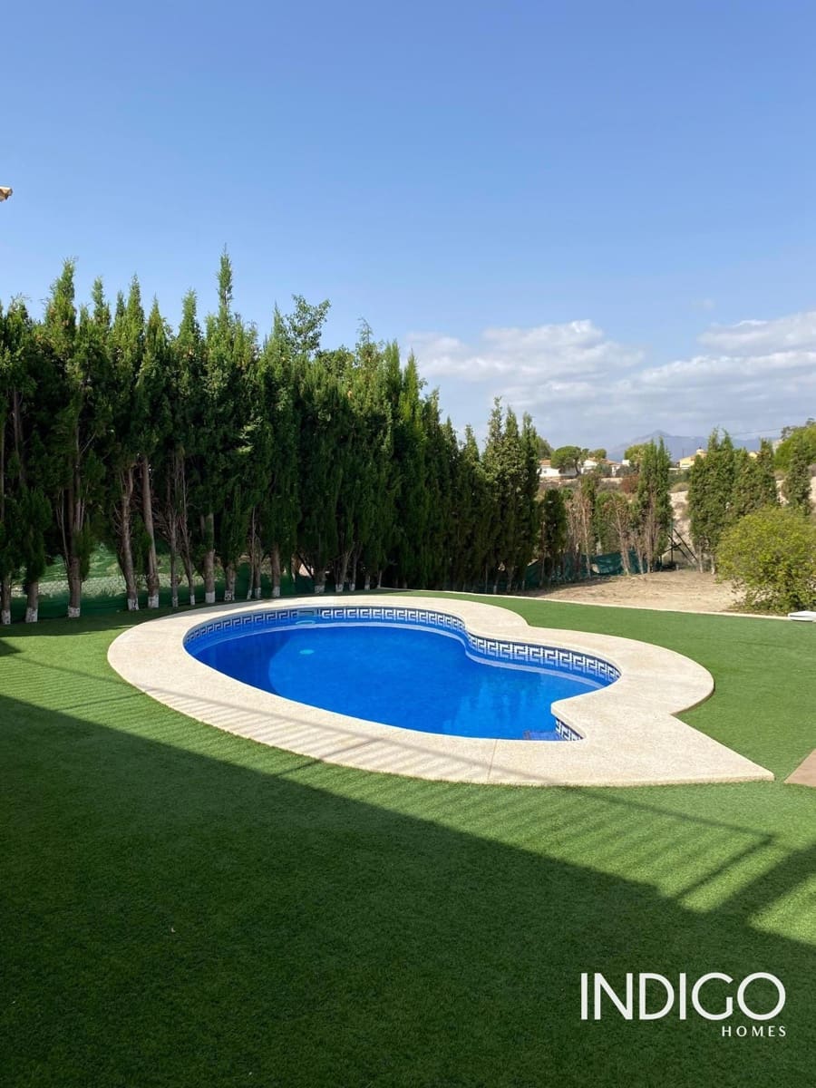 3 soveværelse Villa til salg i Busot med swimmingpool garage - € 375.000 (Ref: 8510907)