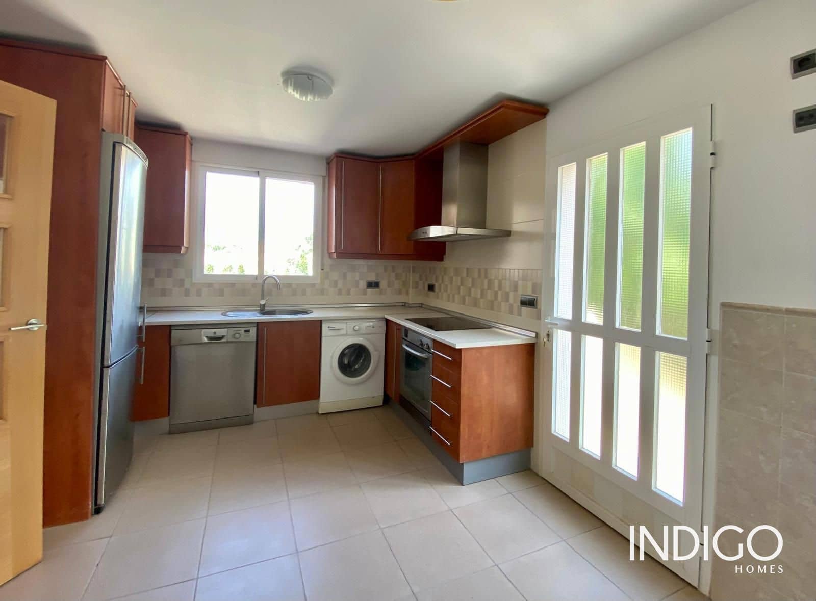 3 soveværelse Villa til salg i Busot med swimmingpool garage - € 375.000 (Ref: 8510907)