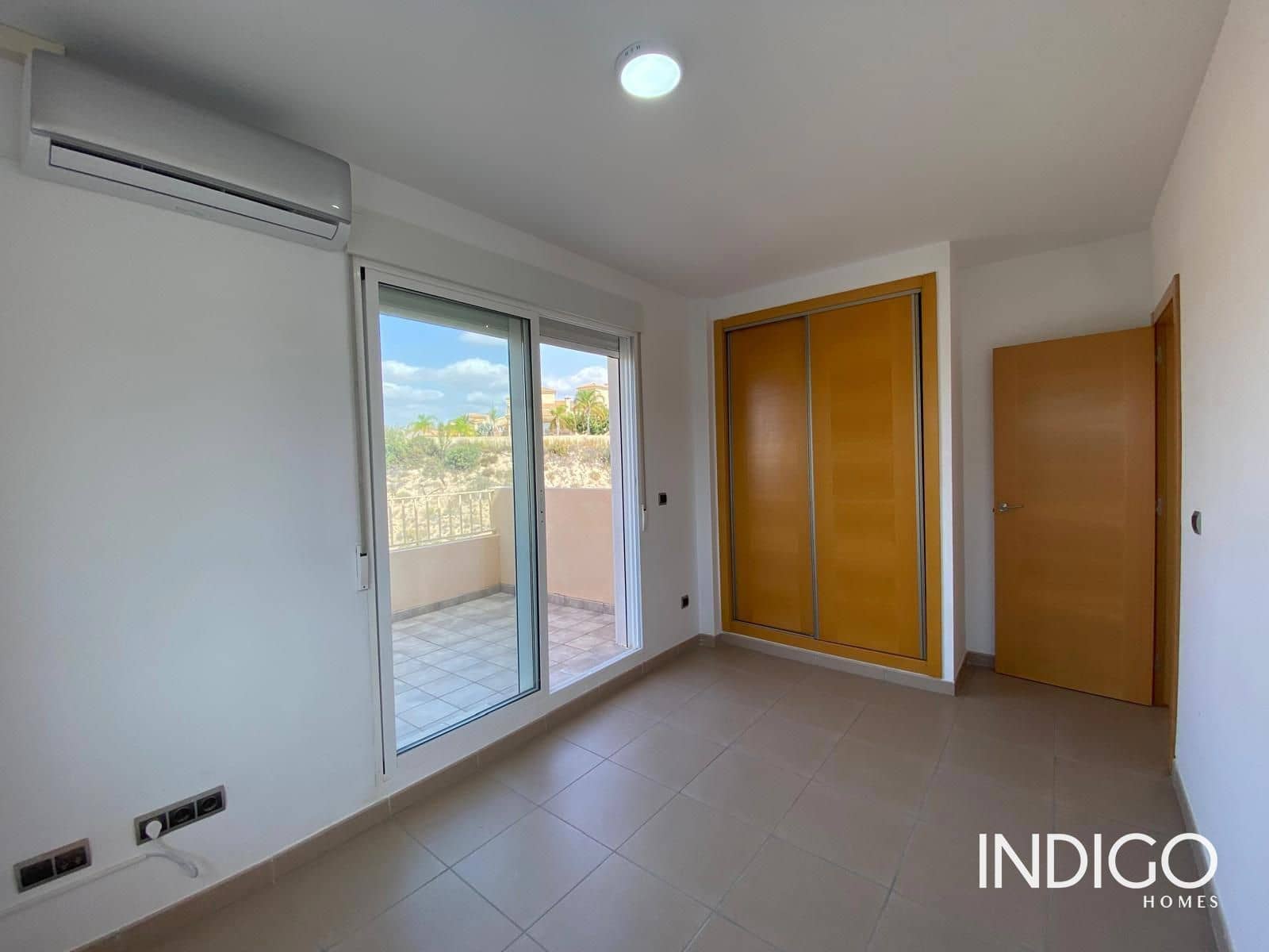 3 soveværelse Villa til salg i Busot med swimmingpool garage - € 375.000 (Ref: 8510907)