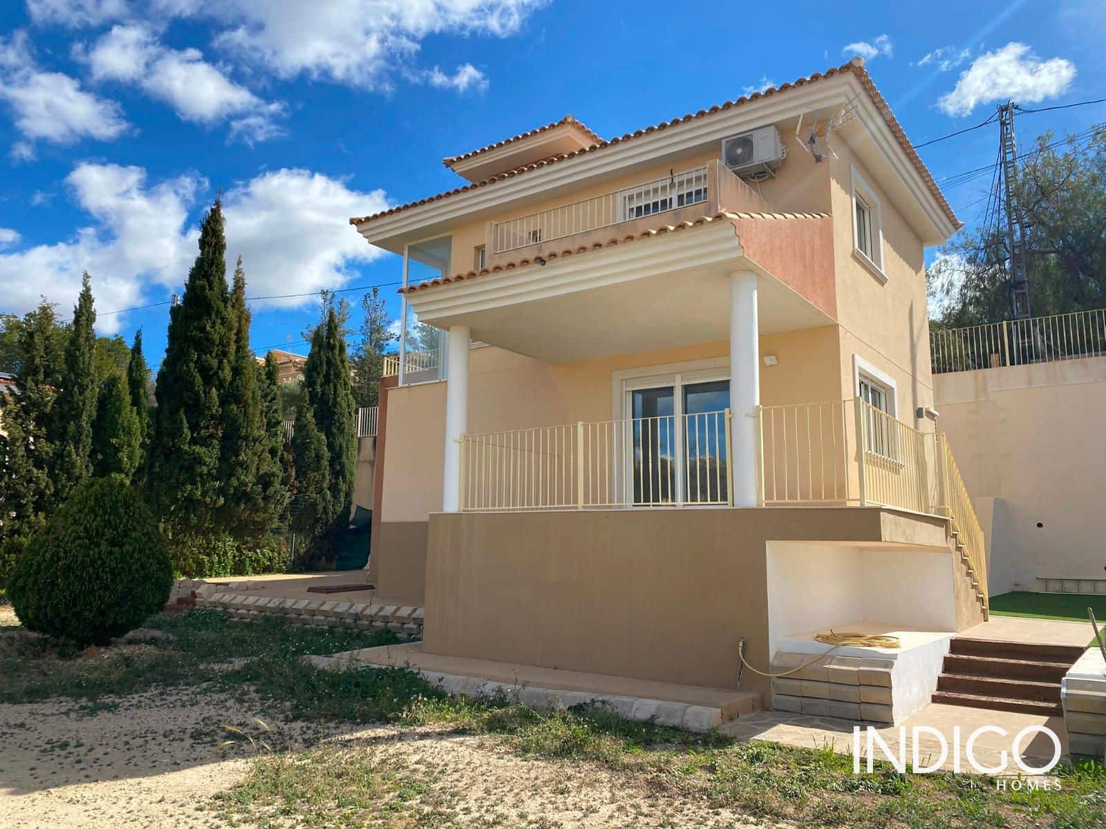 3 soveværelse Villa til salg i Busot med swimmingpool garage - € 375.000 (Ref: 8510907)