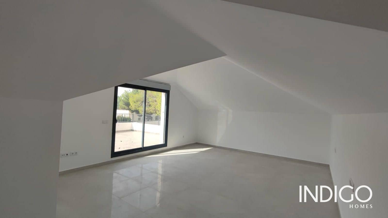 5 sypialnia Willa na sprzedaż w San Vicente / Sant Vicent del Raspeig z basenem garażem - 575 000 € (Ref: 8567500)