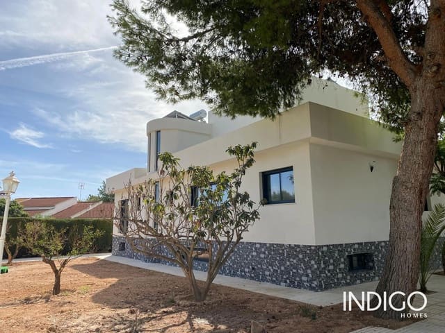 5 chambre Villa/Maison à vendre à San Vicente / Sant Vicent del Raspeig avec piscine garage - 575 000 € (Ref: 8567500)