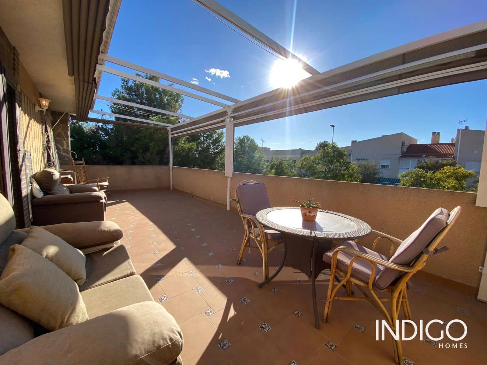 Chalet de 4 habitaciones en San Vicente / Sant Vicent del Raspeig en venta con piscina garaje - 570.000 € (Ref: 8594575)