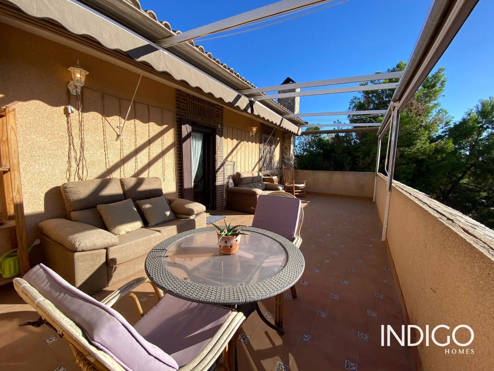 Chalet de 4 habitaciones en San Vicente / Sant Vicent del Raspeig en venta con piscina garaje - 570.000 € (Ref: 8594575)