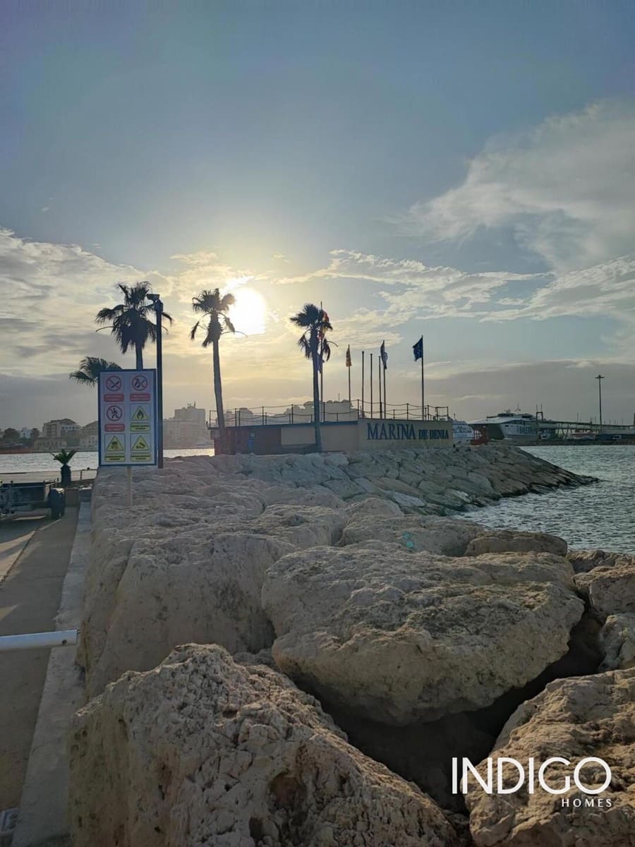 4 soveværelse Lejlighed til salg i Denia med swimmingpool garage - € 348.000 (Ref: 9030814)