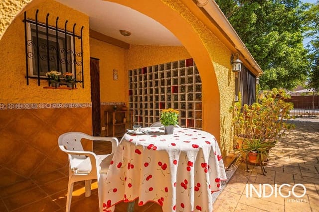 4 chambre Villa/Maison à vendre à San Vicente / Sant Vicent del Raspeig avec piscine garage - 430 000 € (Ref: 9128687)